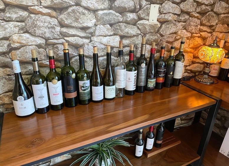 Bolivia: Bolivian Wine Tasting with Charcuterie Board 1