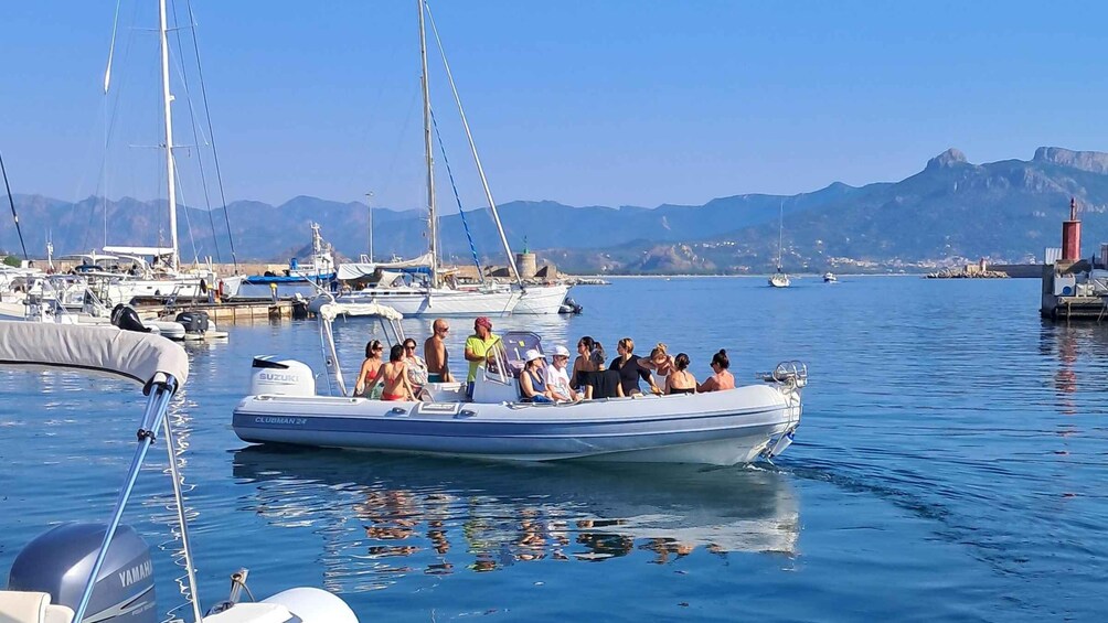 Maxi inflatable boat trip in the Gulf of Orosei, Cala Mariolu, Cala Luna, Cala Biriala 1