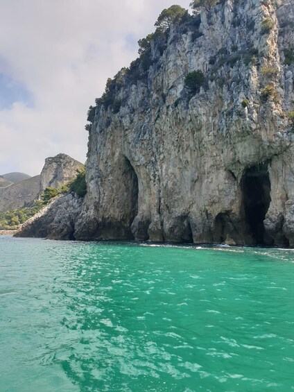 Picture 4 for Activity Tour of the Pirate Caves 5