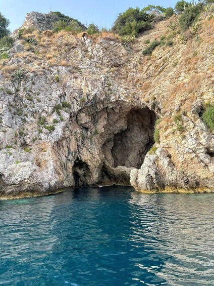 Picture 10 for Activity Boat excursion Giardini Naxos Taormina with swimming break 3