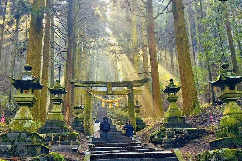 Kyushu Day Tour to Takachiho Gorge, Kamishikimi Kumanoza & Shrine 1