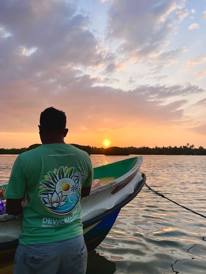 Picture 4 for Activity Negombo Lagoon & Dutch Canal Sunset Boat Tour 3