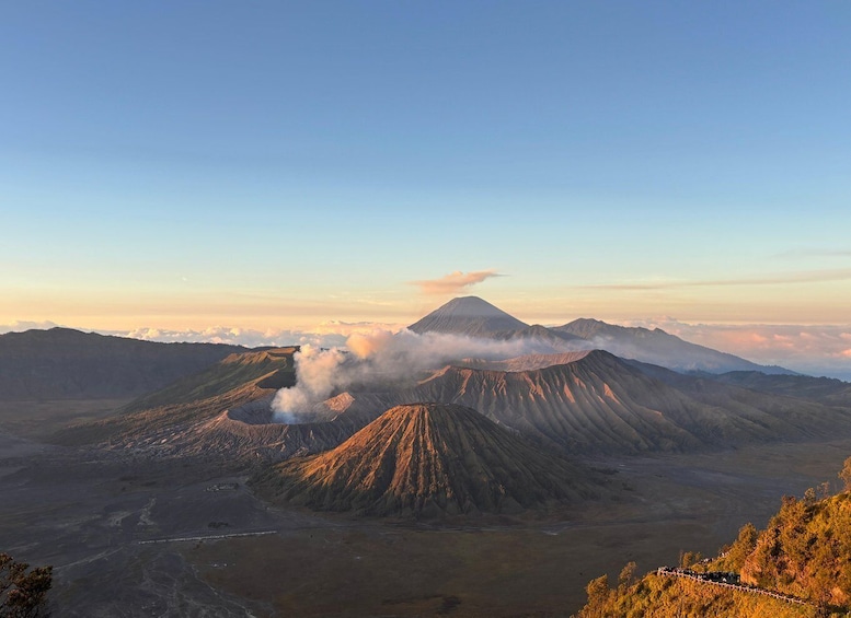 Private Tour Bromo & Tumpak Sewu Adventure (2D1N) 1