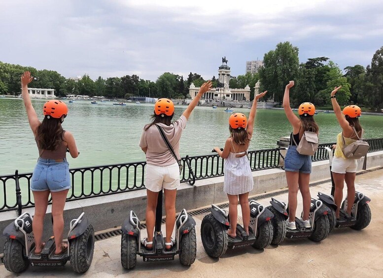 Madrid: Private Segway Tour Retiro Park for 1, 1.5 or 2 hrs. 1