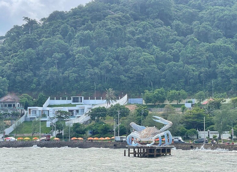 Picture 24 for Activity Kampot Day Tour: Pepper Farm, Salt Farm, Cave , Crab Market 3