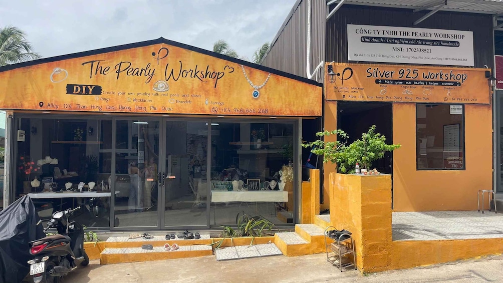 Picture 10 for Activity Phu Quoc Jewelry Workshop – Create Your Own Piece 2