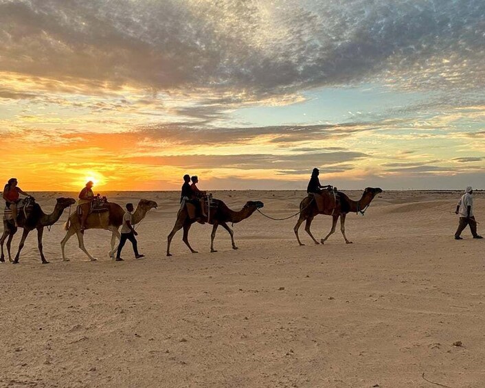 Picture 25 for Activity Tunisia: 2-Day Sahara Desert Tour &Overnight Camp from North 4