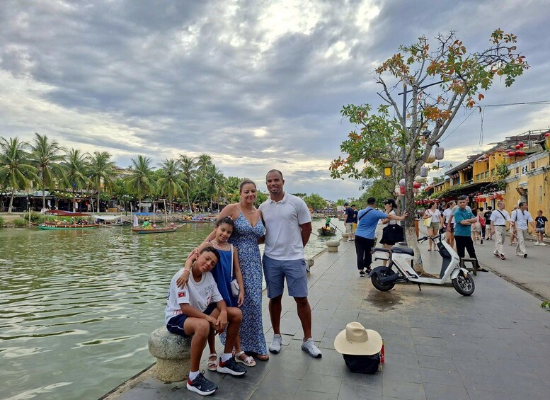 Picture 27 for Activity From Da Nang: Hoi An Old Town Tour, Night Market & Boat Ride 2