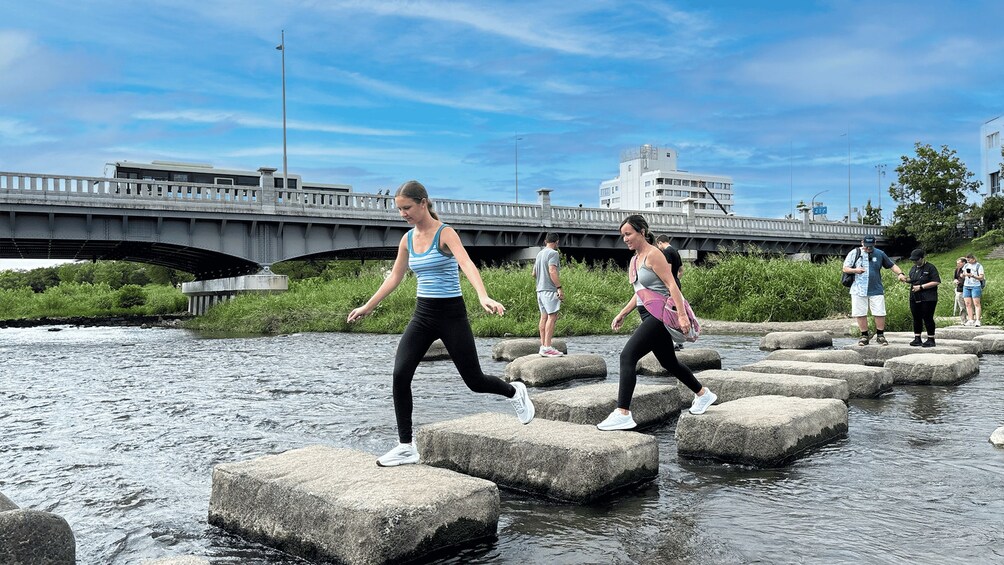 Picture 3 for Activity Kyoto: E-Bike Tour - Highlights, Backstreets & Local Secrets 4