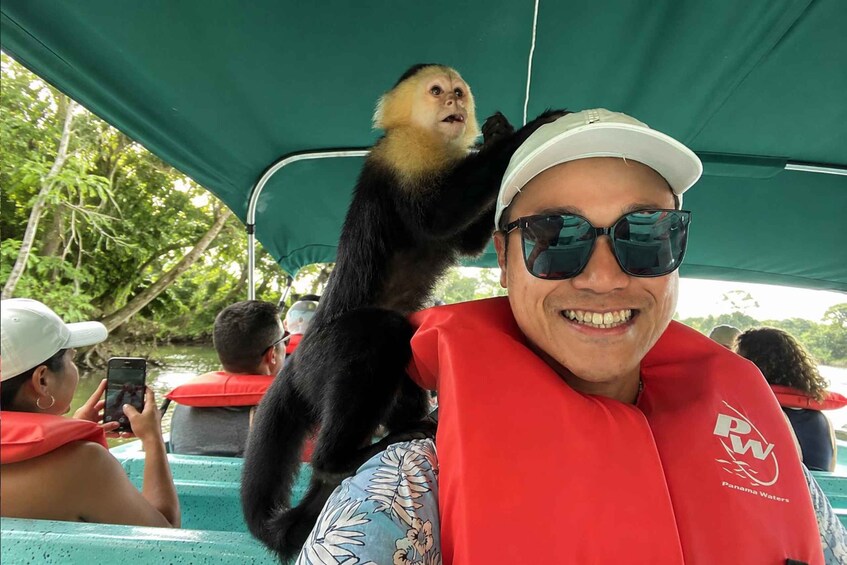 Picture 6 for Activity Panama Canal: The Most Complete Monkey Island Experience 5