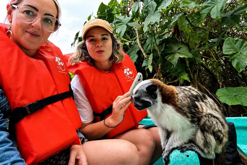 Picture 3 for Activity Panama Canal: The Most Complete Monkey Island Experience 3