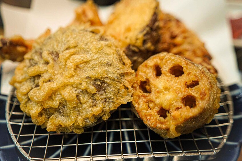 Picture 3 for Activity Himeji: Curated Local Gastronomy & Cultural Night Walk 2