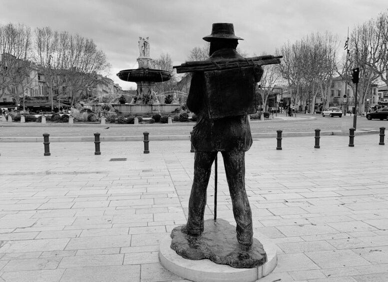 Picture 8 for Activity Aix-en-Provence : Walking Tour with a local guide 3
