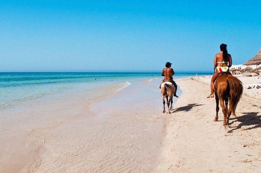 One Hour and Half Horse Ride Beach Lagoon or Trail 4