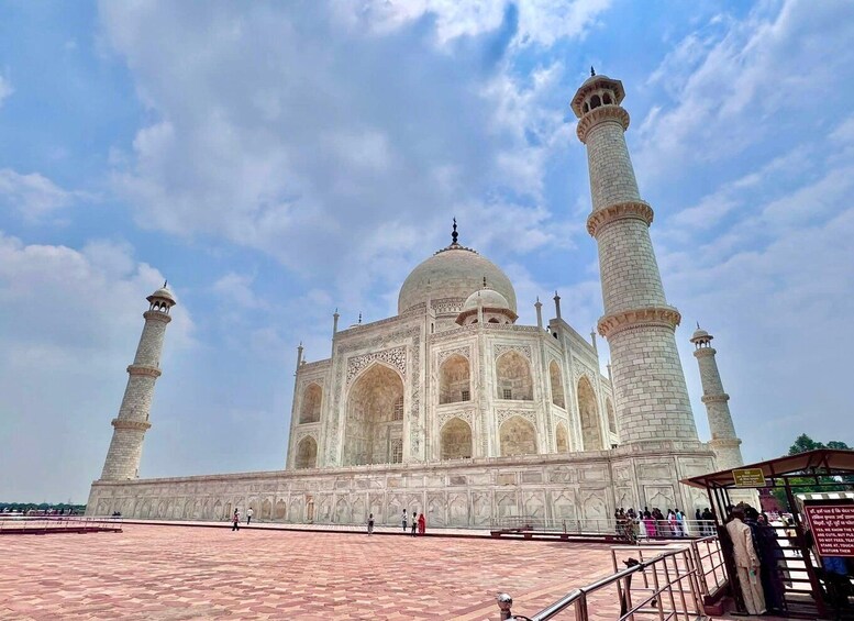 Picture 1 for Activity From Delhi: Agra Mehtab Bagh & Itmad-ud-Daulah Sunset Tour 2