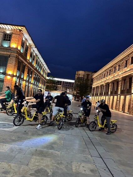Picture 26 for Activity Medellin Private Nighttime City Sightseeing Tour by E-Bike + Gourmet Dinner 4