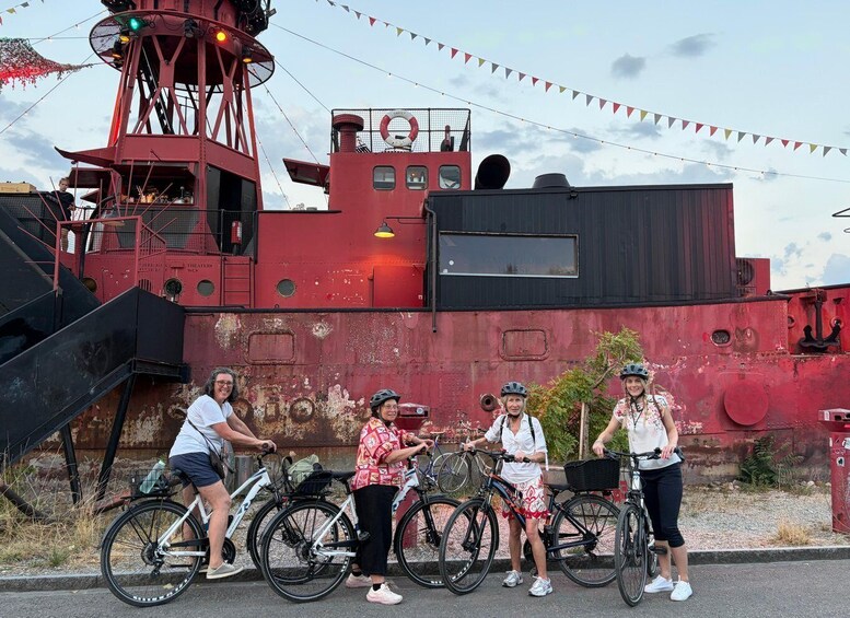 Picture 9 for Activity Basel: Fancy a 60-minute bike tour through 3 countries? 2