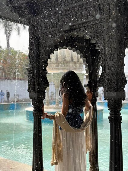 Explore Udaipur in One Day – Private Tour by Car With Guide 4