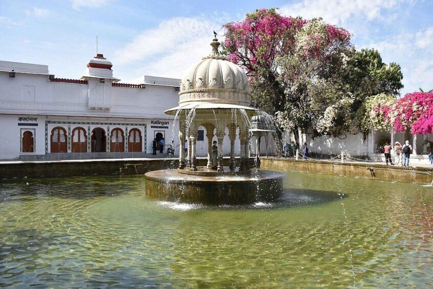 Picture 1 for Activity Explore Udaipur in One Day – Private Tour by Car With Guide 5