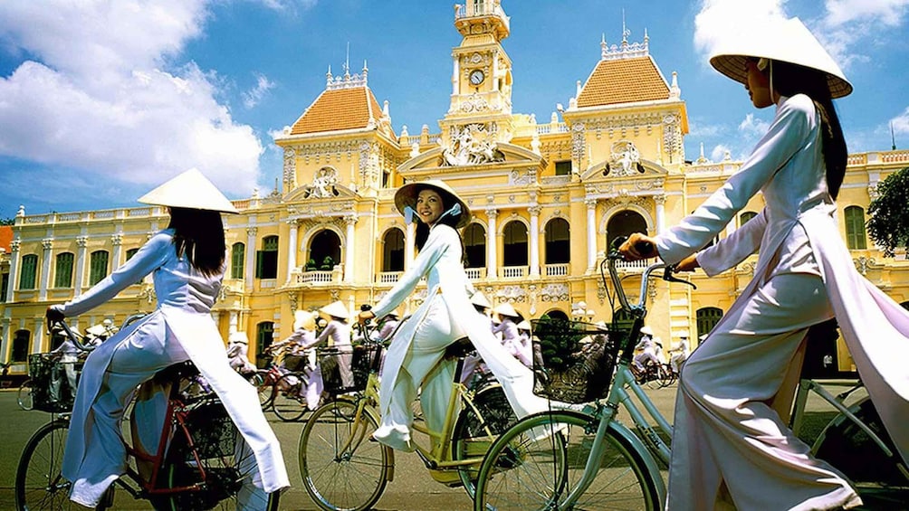 Picture 9 for Activity Saigon: Private City Highlights Tour with Hotel Pickup 4