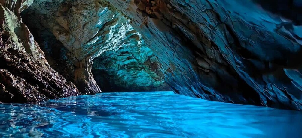 Picture 37 for Activity Makarska: 3-island Speedboat Cave & Blue Lagoon Tour 3