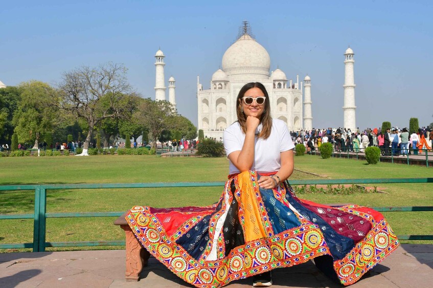 From Agra: Taj Mahal Tour with Professional Photographer 1