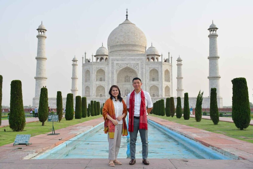 Picture 12 for Activity From Agra: Taj Mahal Tour with Professional Photographer 2