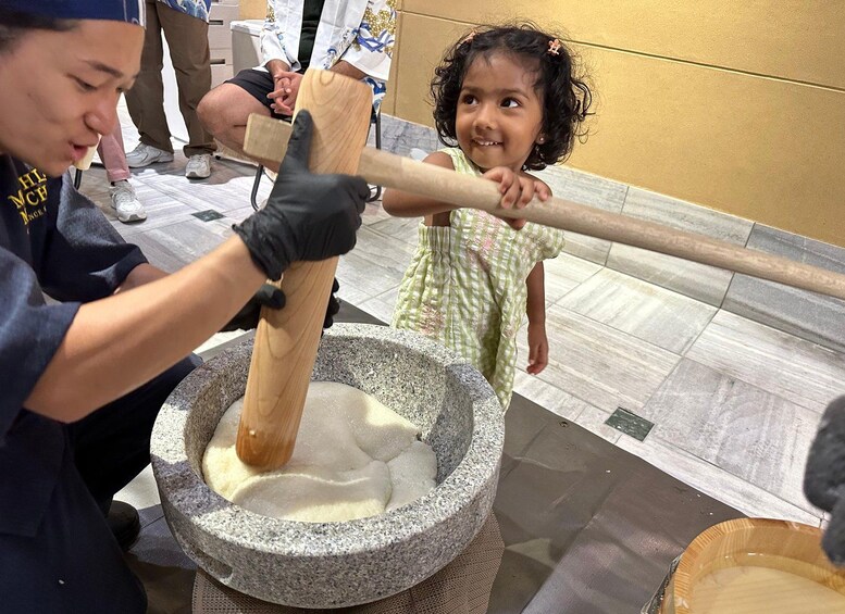 Picture 19 for Activity Kyoto: Mochi Pounding Experience & Tea Ceremony Experience 5