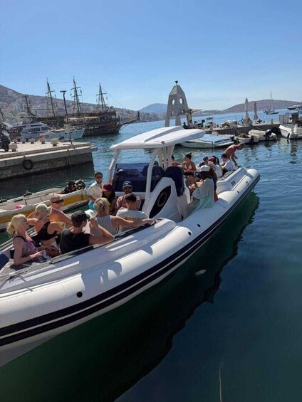 Picture 4 for Activity Sarande: Hidden Caves ,Kakome & Krorez Boat Tour 2