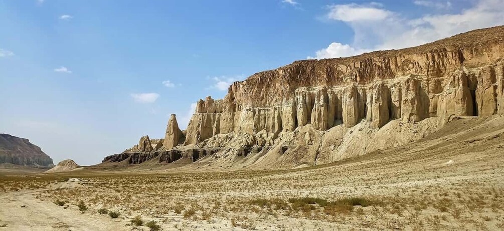 Picture 8 for Activity Mangystau: 8 Iconic Locations in One Epic Day 2