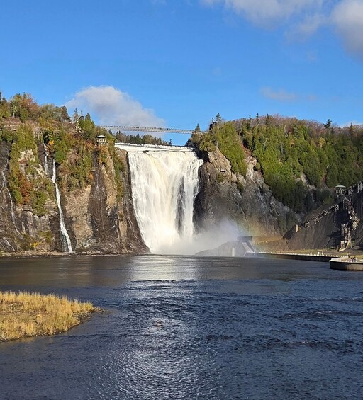 Picture 2 for Activity Private 2-hour tour of Montmorency Falls with transportation in a 7-seater SUV 3