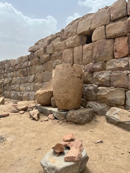 Picture 7 for Activity Najran: Al-Ukhdood & Hima Wells 2-Day Guided Tour 3