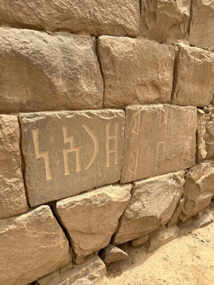 Picture 8 for Activity Najran: Al-Ukhdood & Hima Wells 2-Day Guided Tour 5