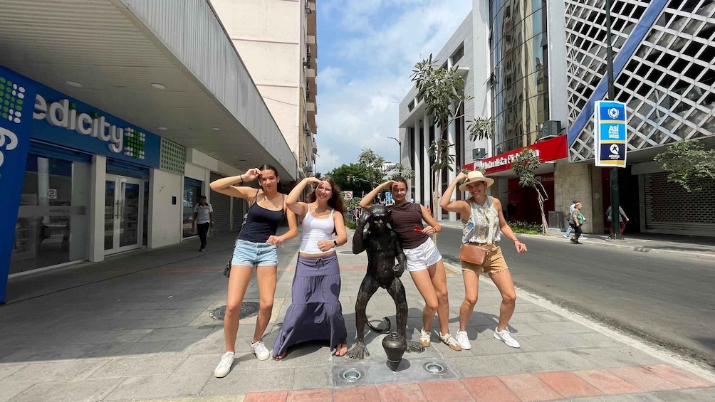Guayaquil: Personalized City Tour with Guide 1