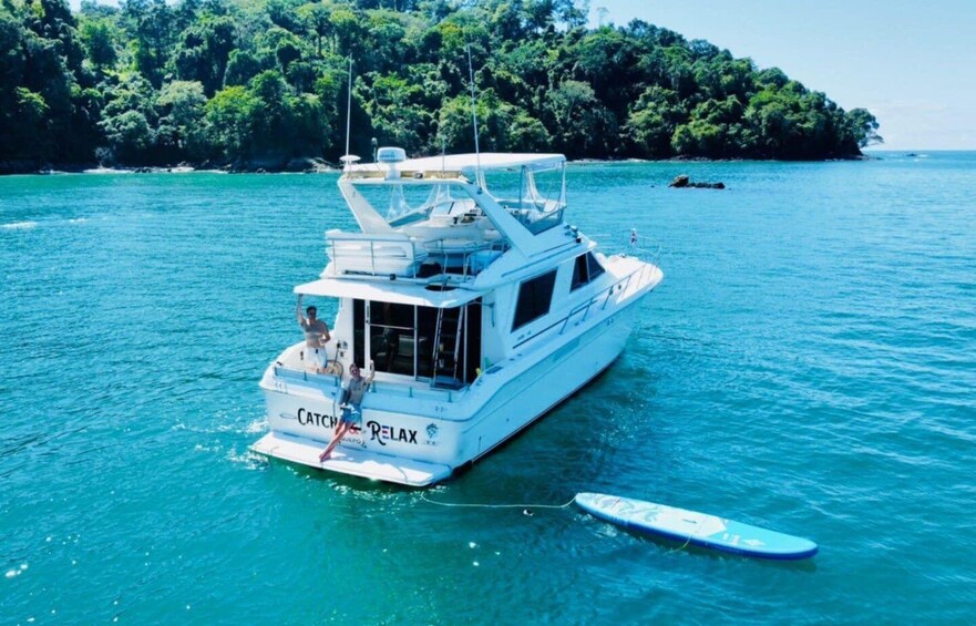 Yacht tour Manuel Antonio,Quepos whale dolphin all inclusive 1