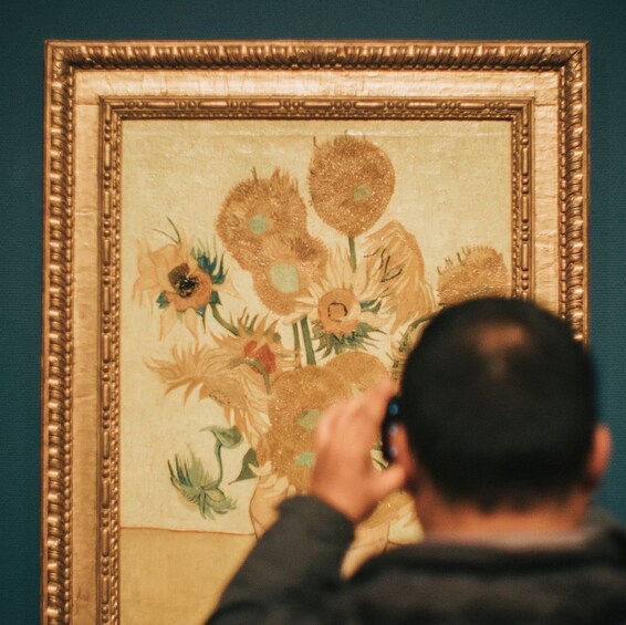 Amsterdam: Van Gogh Museum Ticket & Audio Tour 2