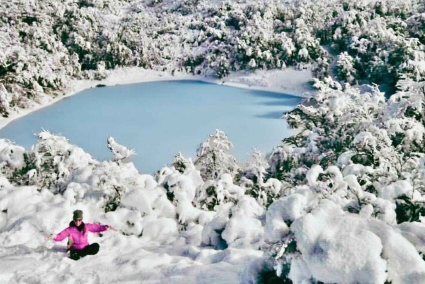 Picture 3 for Activity Bariloche: Laguna Verde – Walk on the frozen lagoon in Patagonia 5