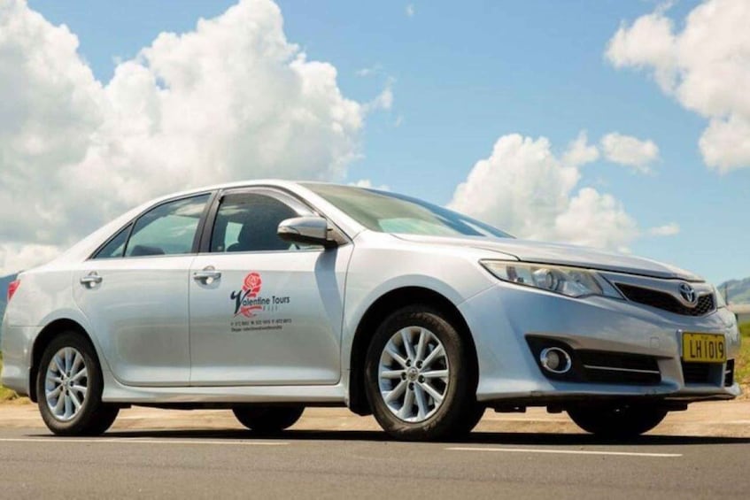 Private Camry: Nadi Airport to Shangri-La Yanuca , Fiji 1
