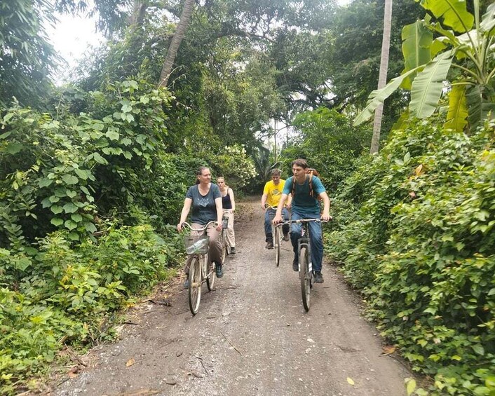 Picture 12 for Activity Explore the Village &Countryside By Bicycle-Half Day Morning 4