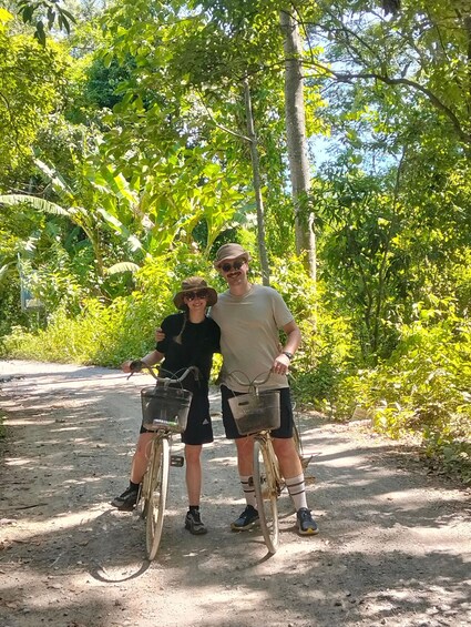 Explore the Village &Countryside By Bicycle-Half Day Morning 1