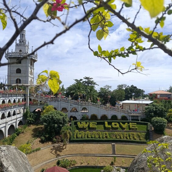 Picture 2 for Activity Cebu: Simala Shrine Visit and Cebu City Tour 4