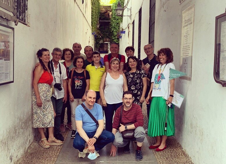 Picture 3 for Activity Córdoba: Tour of the Jewish Quarter of Córdoba in English 3