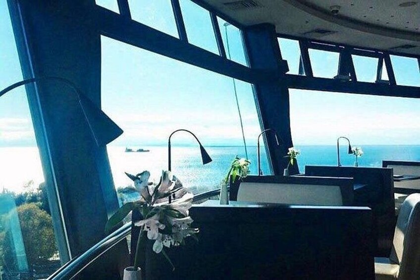 Skyline Cafe Bar in OTE Tower 3