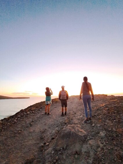 Picture 8 for Activity La Paz: Balandra Bay Sunset Hike with Guide & Snacks 2