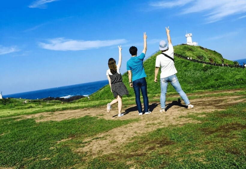 Picture 5 for Activity Jeju: Eastern UNESCO & Must-See Day Tour with Haenyeo Show 4