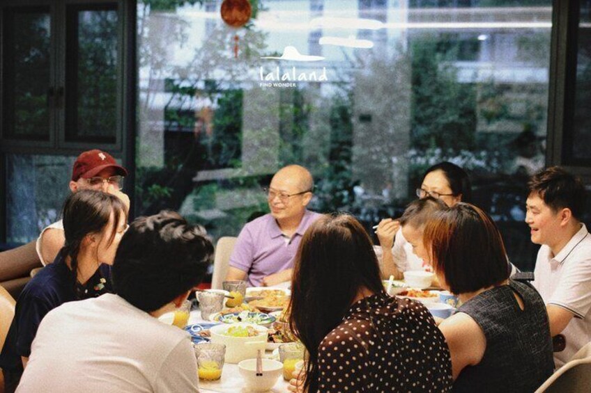 Meet the Locals:A Family Day in Chengdu 5