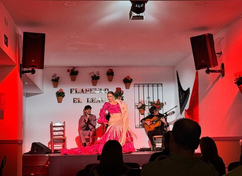 Picture 7 for Activity Seville: El Real Flamenco Show in Triana 3