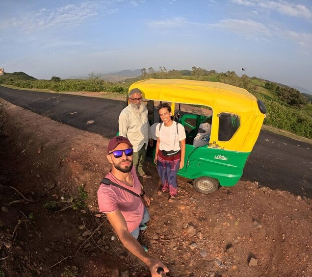 Udaipur: Private Village Tour by Tuk-Tuk or Car 1