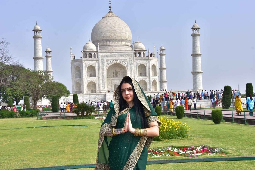 Picture 1 for Activity Agra: Taj Mahal Sunrise & Agra Fort Day Tour All-Inclusive 2
