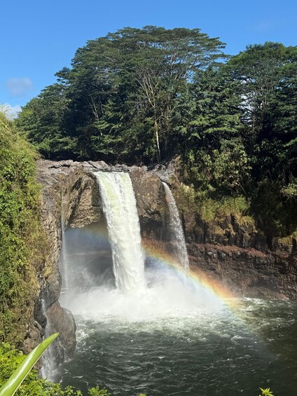 Picture 1 for Activity Big Island: Volcano, Black Sand Beach, Waterfall, with Lunch 2